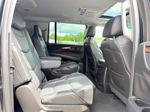 Used 2015 Cadillac Escalade ESV Premium AWD/4WD image 27