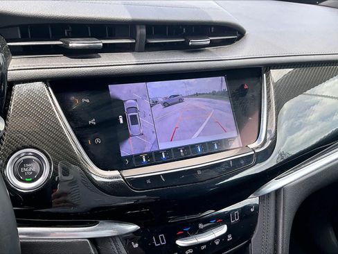 Used 2020 Cadillac XT6 Sport AWD/4WD image 23