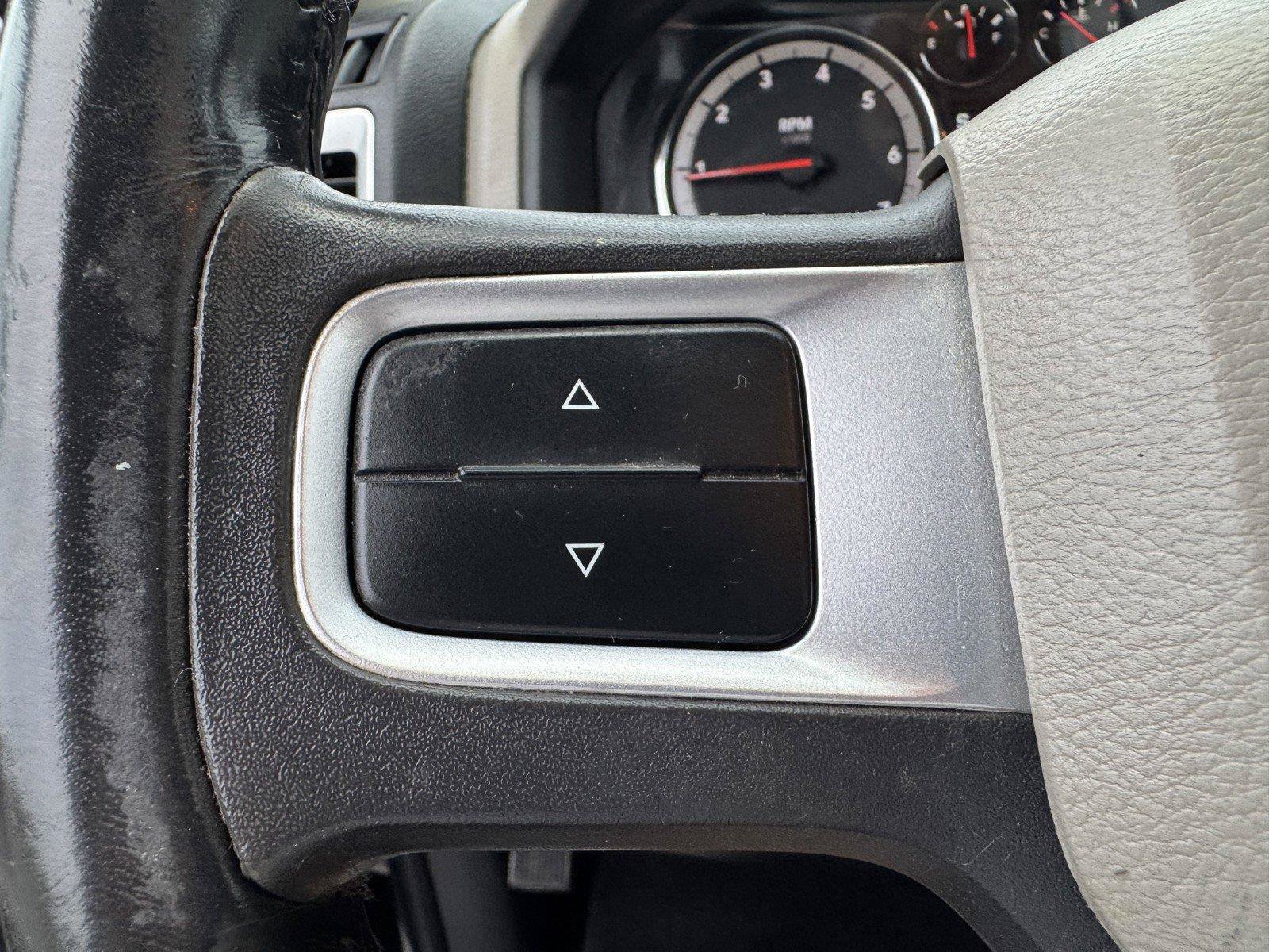 Used 2011 RAM 1500 Classic SLT w/ Luxury Group RWD image 20