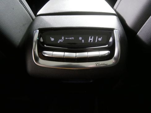 Used 2023 Cadillac XT6 Sport image 20