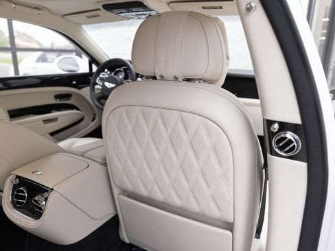 Used 2020 Bentley Mulsanne Speed RWD image 30