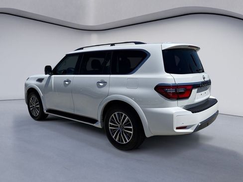 Used 2023 Nissan Armada SL w/ Captain's Chairs Package AWD/4WD image 3