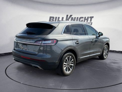 Certified 2023 Lincoln Nautilus Reserve w/ Luxury Package FWD image 5