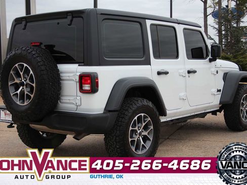 Used 2024 Jeep Wrangler Sport image 12