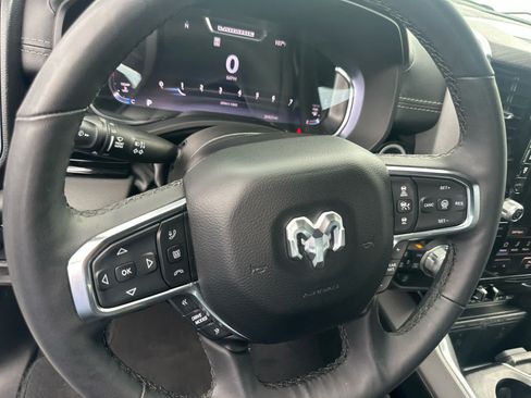 Used 2025 RAM 1500 Laramie w/ Advanced Safety Group II AWD/4WD image 21