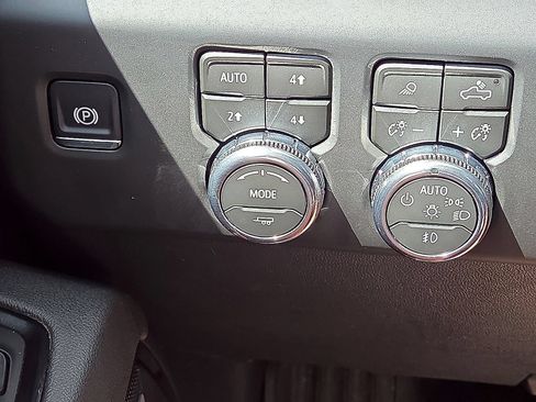 Used 2026 GMC Sierra 1500 AT4 AWD/4WD image 25