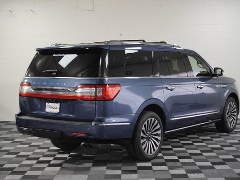 Used 2019 Lincoln Navigator L Reserve w/ Cargo Package AWD/4WD image 6