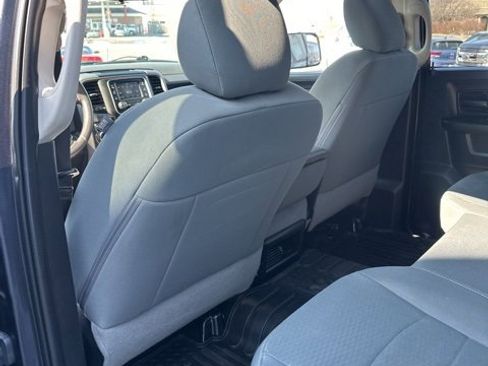 Used 2018 RAM 1500 Express image 21