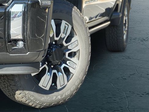 New 2026 GMC Sierra 2500 Denali w/ Denali Reserve Package image 37