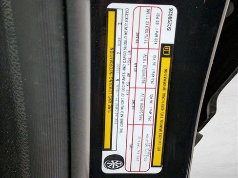 Used 2025 Jeep Grand Cherokee Limited w/ Luxury Tech Group II image 15