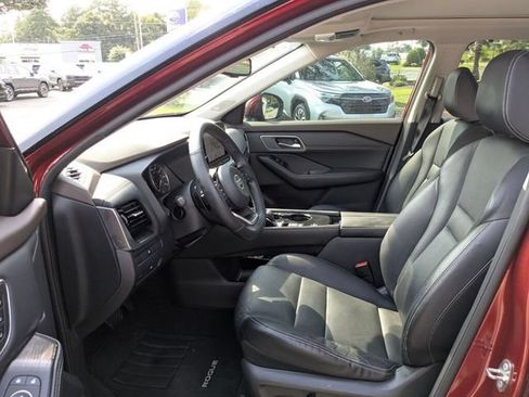 Used 2021 Nissan Rogue SL w/ Premium Package FWD image 24