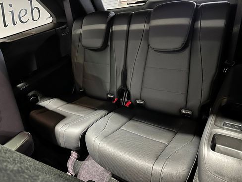 Certified 2022 Mercedes-Benz GLS 450 4MATIC image 36