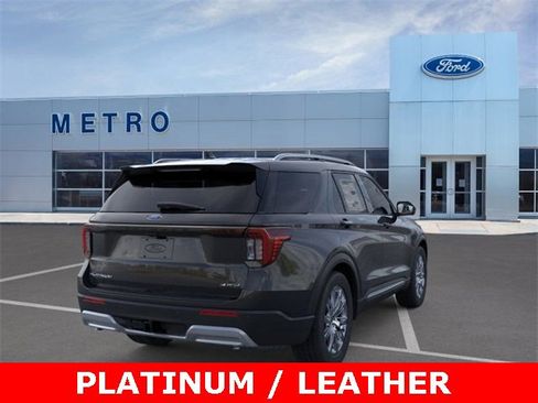 New 2026 Ford Explorer Platinum image 8