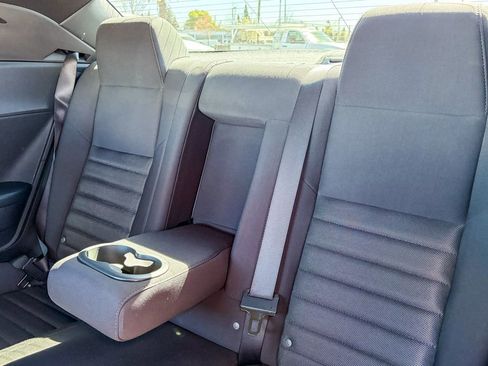 Used 2010 Dodge Challenger R/T w/ Sound Group image 40