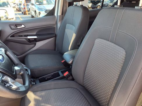 Used 2022 Ford Transit Connect XLT FWD image 3