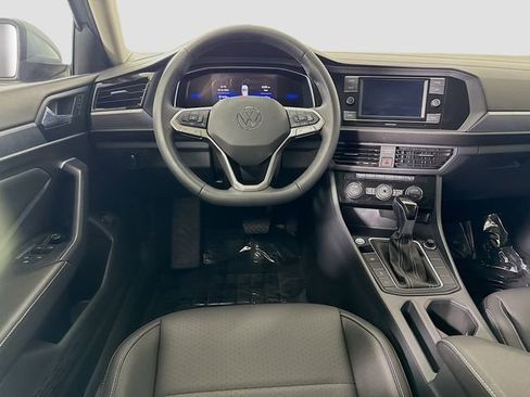 Used 2024 Volkswagen Jetta SE w/ Panoramic Sunroof Package FWD image 22