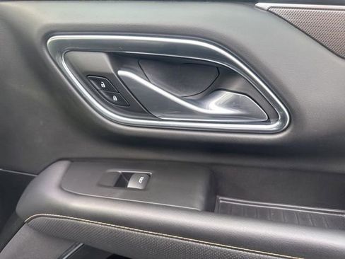 Used 2022 GMC Yukon AT4 image 41