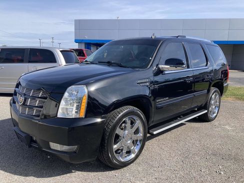 Used 2014 Cadillac Escalade Premium image 5