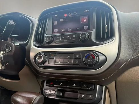 Used 2015 GMC Canyon SLT RWD image 23