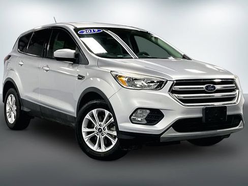 Used 2019 Ford Escape SE AWD/4WD image 1
