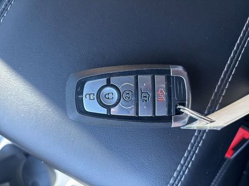 Used 2023 Ford Explorer XLT w/ Equipment Group 202A image 33