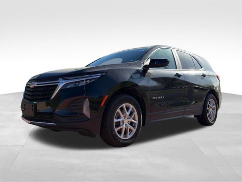 Used 2024 Chevrolet Equinox LT AWD/4WD image 4