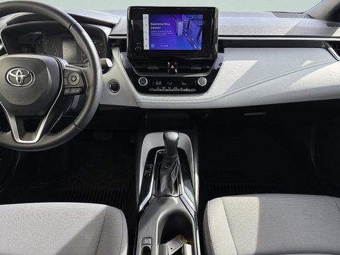 Used 2025 Toyota Corolla SE w/ Convenience Package image 29