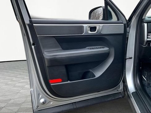 Used 2025 Hyundai Santa Fe XRT image 23