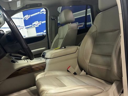 Used 2019 GMC Yukon Denali AWD/4WD image 15