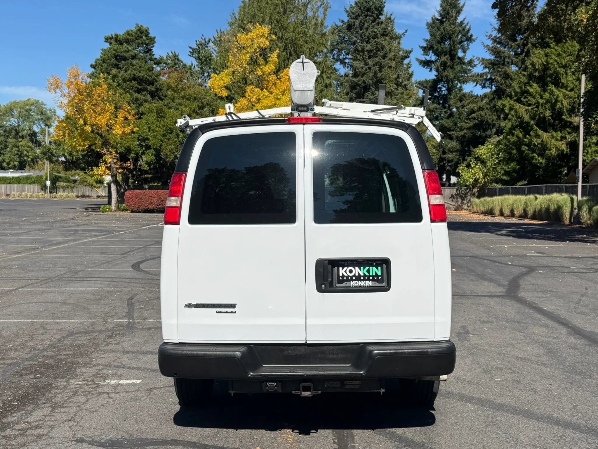 Used 2012 Chevrolet Express 2500 w/ Cold Climate Package RWD image 5