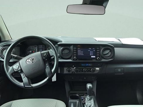 Used 2022 Toyota Tacoma SR image 14
