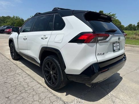 Used 2023 Toyota RAV4 XSE AWD/4WD image 7