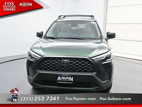 Used 2022 Toyota Corolla Cross LE w/ Moonroof Package AWD/4WD image 3
