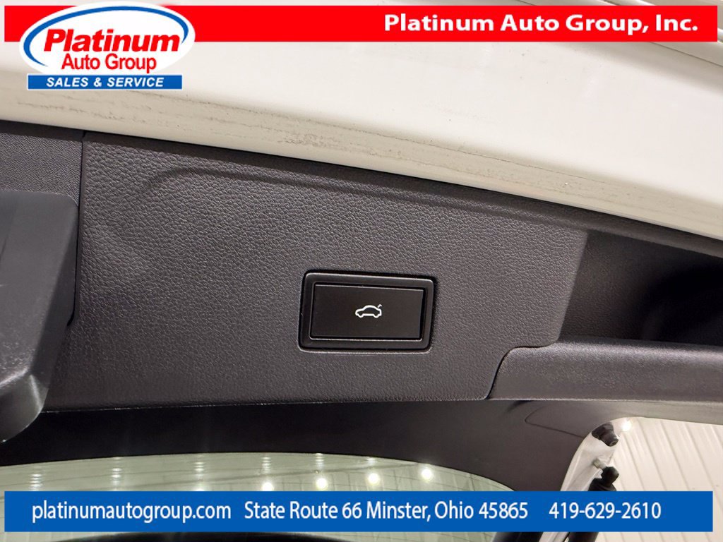 Used 2021 Volkswagen Atlas Cross Sport SE AWD/4WD image 35