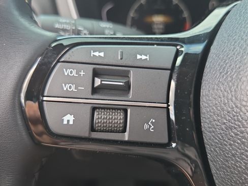 Certified 2024 Honda Pilot EX-L image 33