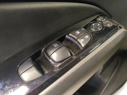 Used 2024 Nissan Altima 2.5 SR w/ SR Premium Package FWD image 27