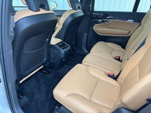 Used 2019 Volvo XC90 T6 Momentum image 28