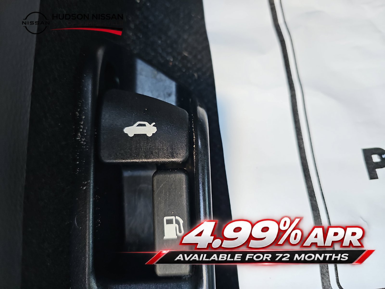 Used 2025 Toyota Corolla LE FWD image 33
