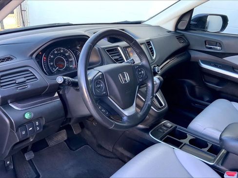 Used 2016 Honda CR-V Touring image 2