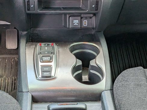 Used 2022 Honda Pilot Sport image 19