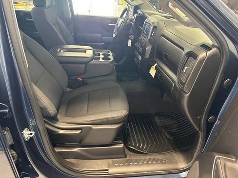 Used 2021 Chevrolet Silverado 1500 Custom AWD/4WD image 21