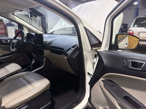 Used 2019 Ford EcoSport Titanium FWD image 27