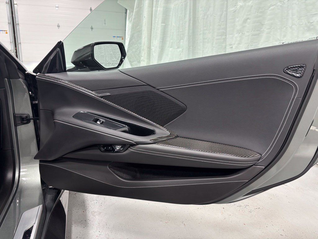 Used 2022 Chevrolet Corvette Stingray Coupe w/ Z51 Performance Package RWD image 54