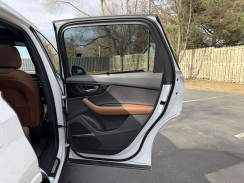 Used 2023 Audi Q7 3.0T Premium Plus w/ Premium Plus Package image 16