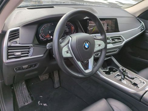 Certified 2022 BMW X7 xDrive40i w/ Premium Package image 9