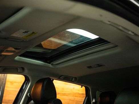 Used 2022 MAZDA CX-9 Touring w/ Touring Premium Package image 26