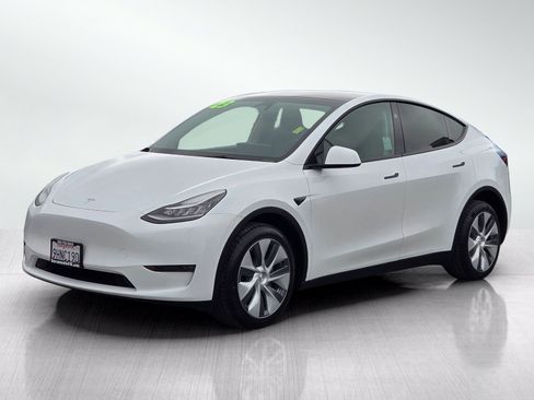 Used 2023 Tesla Model Y Long Range AWD/4WD image 8