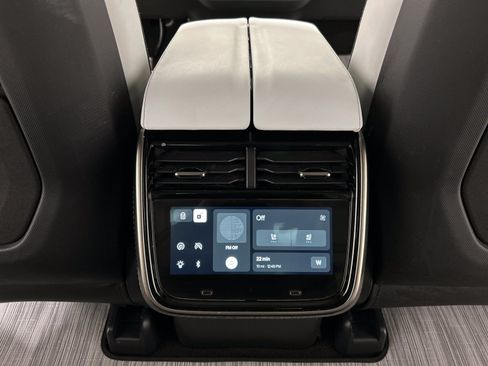 Used 2022 Rivian R1T Adventure AWD/4WD image 28