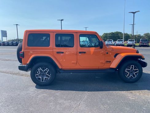 New 2025 Jeep Wrangler Sahara image 8