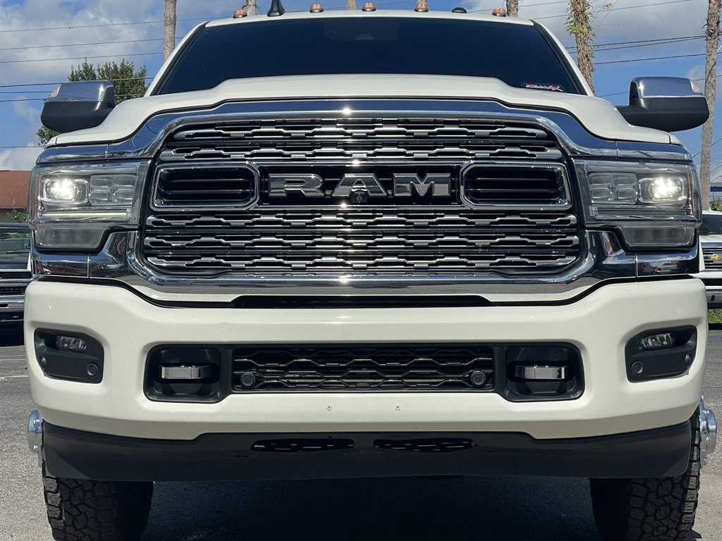Used 2019 RAM 3500 Limited AWD/4WD image 7